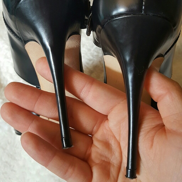 Elizabeth and James Black Heels - Picture 8 of 8